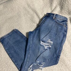 Kancan distressed/destroyed jeans size 11/29